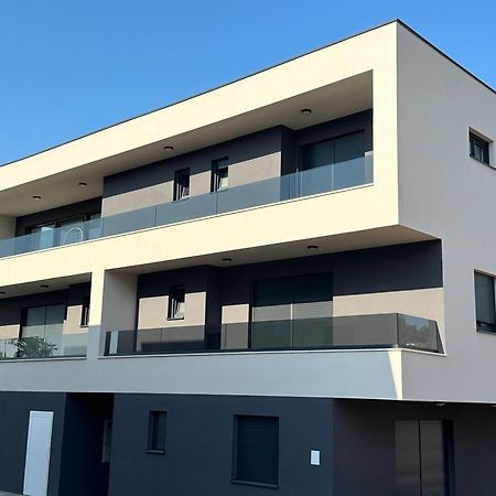 Apartments Harmony Hills Pula Buitenkant foto